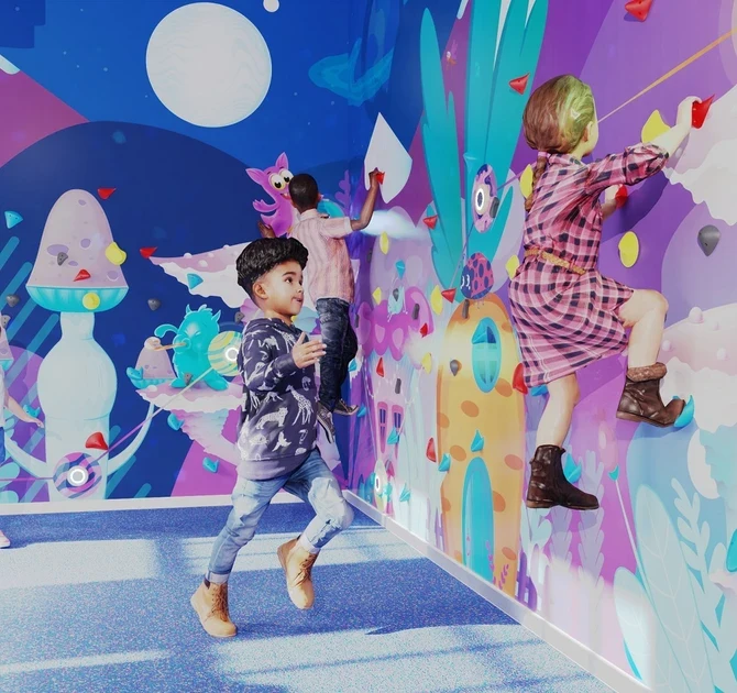paarse activity wall voor kinderen om te klimmen