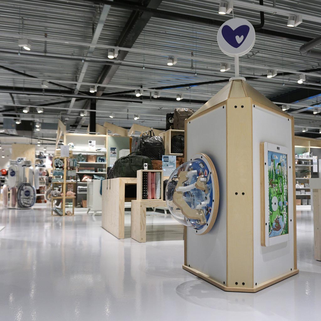 Kinderhoek als onderdeel van het winkelinterieur Kinderhoek als onderdeel van het winkelinterieur