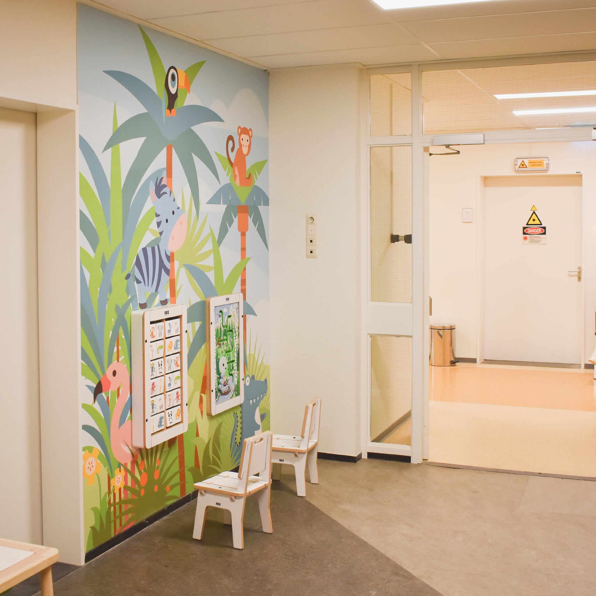 IKC speelhoek met safari jungle thema bij medisch centrum Zuyderland Ziekenhuis