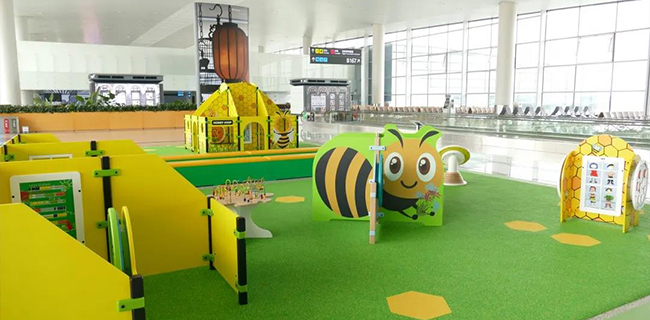 play area at the gates at the airport