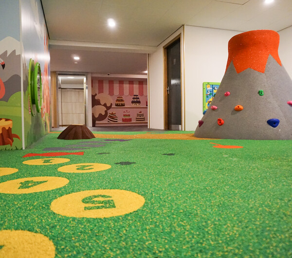 This image shows a kids corner in a restaurant