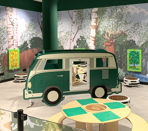 Kinderhoek als onderdeel van een restaurant Kinderhoek als onderdeel van een restaurant