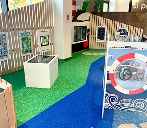 Kinderhoek als onderdeel van het winkelinterieur Kinderhoek als onderdeel van het winkelinterieur
